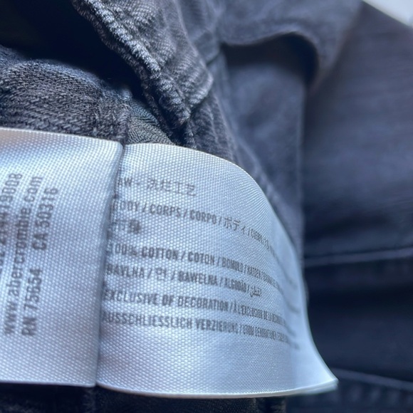 Hollister High Waist Denim Skirt 26 Black Jean 3 Frayed Faded Distressed Mini - Picture 11 of 13